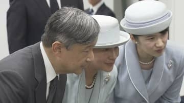 皇后さまと愛子さま『パールリンク』の気品　長崎行幸啓 3日間の全コーデ【2025年NBCニュース】