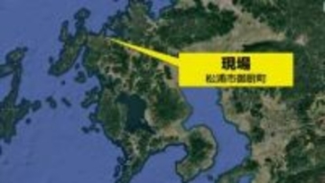 踏切内で車が立ち往生…列車と衝突　運転していた高齢男性は逃げて無事　長崎・松浦市