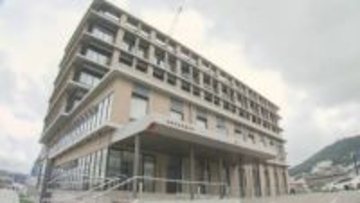 交際相手の女性を複数回殴り顔などにけが 傷害容疑で少年（17）を逮捕