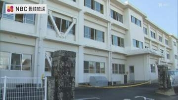 雲仙市立小学校で児童が「焦げた本」を発見　ことし３度目の不審火