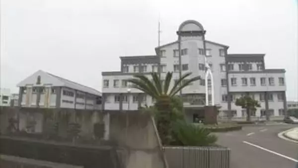 工事現場事務所から測量機器など盗む事務所荒らし　土木作業員の男を建造物侵入と窃盗の疑いで逮捕【長崎】
