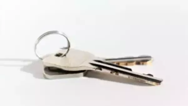 77歳の男、同じアパートに住む40代女性の部屋に侵入容疑　合鍵2本の窃盗容疑で再逮捕　性的欲求を満たすため…