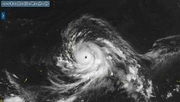 【ダブル台風情報】「猛烈な」勢力に発達した台風9号(バービー) 沖縄接近のおそれ　進路ゆっくり北に　台風の目くっきり【今どこ？予想進路】