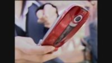 いよいよ「ガラケー」3月31日で終了…全国で数十万人が自動解約に　思い出のメールと写真はどうなる？