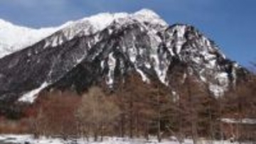 「滑落して動けない」神奈川の42歳女性と東京の32歳女性を救助　「バリエーションルート」を下山中、スピードコントロールできなくなり滑落　北アルプス明神岳