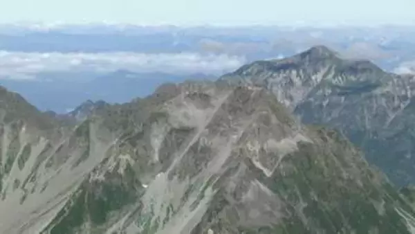 「家族が滑落した」韓国籍の75歳男性が死亡　韓国から訪れ家族4人で登山　北アルプス北穂高岳で約20ｍ滑落　上級者向きのルートで遭難　標高約2940メートルの南稜付近