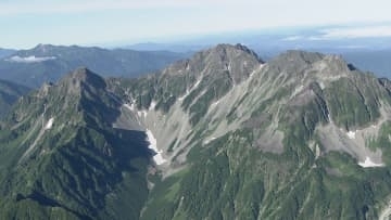 北アルプス横尾谷で遭難　神奈川県の75歳女性が滑落　消防ヘリで救助　左太腿骨骨幹骨折で重傷