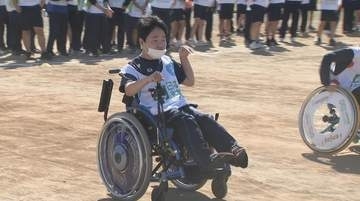 「みんな違ってみんないい」全校生徒700人で“車いすリレー”　去年は参加できず…車いすの仲間も「全員で一緒に」　長野市の中学校の文化祭で“願い”実現　車いすをバトンに絆深める