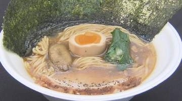 「最後は近場で」人気ラーメン味わう　HIKAKINの「みそきん」など各地の店　「信州ラーメン博」11年ぶり5連休最終日もにぎわう　11日間で5万人来場　長野市