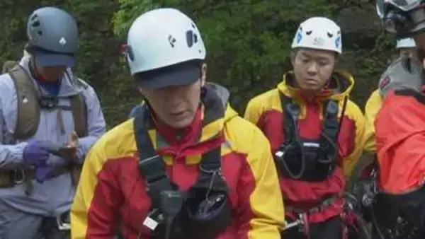 「帰れないと」死を覚悟…山菜採り中に女性が遭難「どんどんわからない所に行っちゃって」　雨に耐え、一晩過ごす　翌朝、捜索隊が救助「もうやめます」
