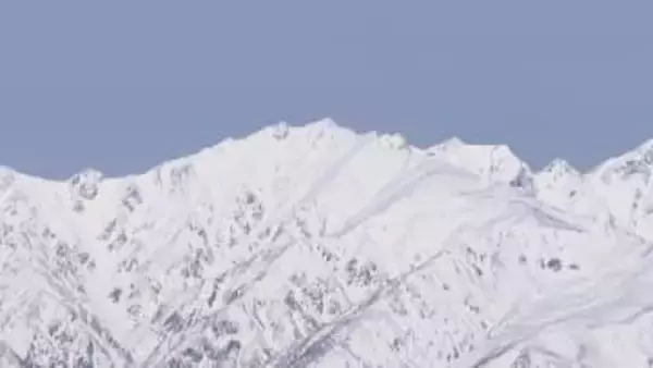 「雪に埋もれて倒れている」ヘリコプターで救助も男性の死亡を確認　バックカントリースキーをしていた人から通報　北アルプス唐松岳の山頂付近で発見