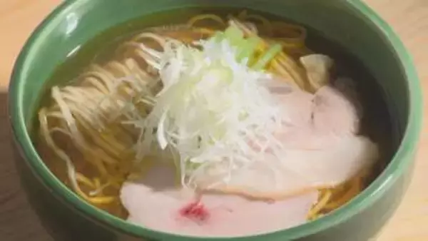 安曇野の「路地裏」に…満席のラーメン店　空き家を改修した複合施設がオープン　スパイス専門店や鍼灸院も「隠れ家的な感じ」「この先に何があるんだろう」　目指すは“路地裏商店街”　地域を元気に　長野