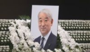2025年に急逝した太田前安曇野市長　市が「お別れの会」　知事ら関係者約300人が出席　故人との別れ惜しむ