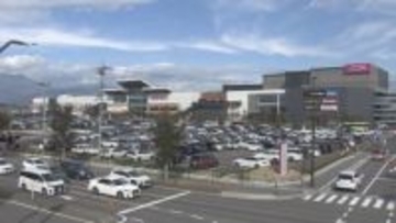 渋滞緩和対策の効果も？　「イオンモール須坂」周辺道路は3連休に目立った混雑なく　路線バスは利用好調