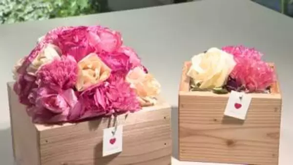 8年で売り上げ20倍以上　木の香り漂う「枯れない花」が人気　バラやカーネーション「本物と遜色ない」　捨てられる“かんなくず”を有効利用「木の恩恵を感じて」　長野・北相木村