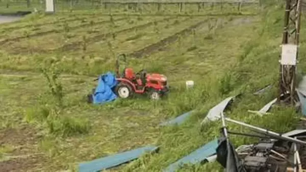 走行中の列車に小屋が衝突…3人死傷事故　窓ガラスが割れ、車体がへこむ　駅の監視カメラから「天候急変」の様子を確認　原因究明には「さらなる調査が必要」　運輸安全委員会が調査の経過報告