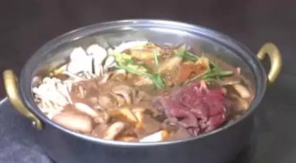 馬刺し、さくら鍋、馬肉うどん　長野の「馬肉文化」なぜ広がった？　農耕馬・軍馬が身近な存在　「命を大切にいただく」風土も影響　明治から大正にかけて定着