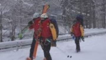 バックカントリースキー中に2人遭難　アメリカ国籍の女性が安否不明　男性は自力下山「雪崩に巻き込まれた」　4日早朝から警察、遭対協が約10人態勢で捜索予定　長野・白馬村
