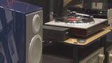 「”こだわりの音”を求めて　オーディオフェアにぎわう　国内外約50メーカーの音響機器を展示販売　NBSホールで聴き比べも」の画像1