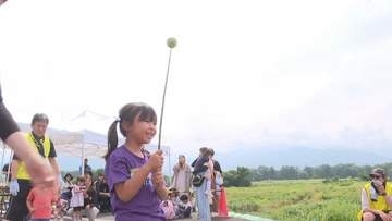 地区内外から100人参加「てっかりんご飛ばし大会」　被災した地区を元気に　長野市長沼地区