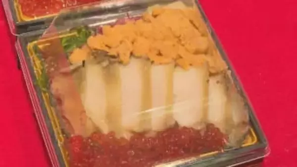 三陸産アワビ・ウニがたっぷり詰まった弁当　復興を応援　長野・山形村のアイシティで「東北物産展」　東日本大震災からまもなく15年