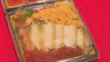 三陸産アワビ・ウニがたっぷり詰まった弁当　復興を応援　長野・山形村のアイシティで「東北物産展」　東日本大震災からまもなく15年