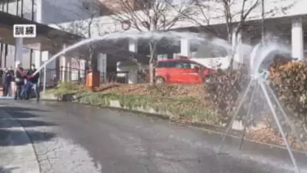 長野県神城断層地震から11年　白馬村で消防訓練　被災の記憶伝えるアーカイブ展も開催