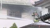 「飯田市の住宅街で火事　住宅兼事務所の2階部分から出火か」の画像1
