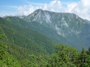疲労で行動不能に　山形県の66歳男性がヘリで救助され病院へ　北アルプス常念岳で遭難　けがは無い模様