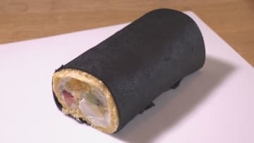スイーツも“恵方巻”「ケーキの方が食べやすい」　長野市の洋菓子店が期間限定で販売「恵方巻フルーツロール」