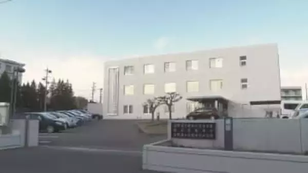 50代母親の首を包丁で突き刺してけがを負わせる　殺人未遂の疑いで逮捕・送検された29歳の男性を不起訴処分　長野地検松本支部