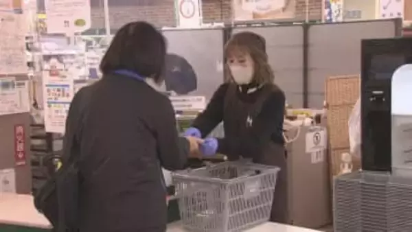スーパーに「ゆっくりレジ」　セルフが広がる中…逆の取り組み　機械操作が苦手なお年寄りも焦らず合計「楽で安心」　利用者のニーズを受け止める目的も「お客さんの言葉は宝物」