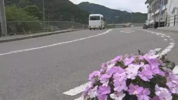 王滝村が「交通死亡事故ゼロ40年」達成　長野県内最長記録　道路はカーブや狭い道が多く、信号機なし　夏は登山、冬はスキーで多くの観光客　村長「村民の譲り合い、思いやりの精神」