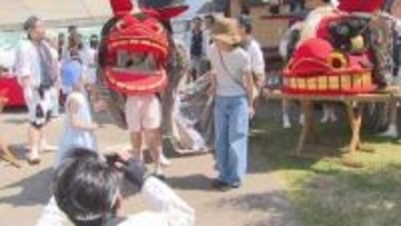 「獅子頭は重かった」　獅子舞など地域文化に親子で親しむイベント　太鼓や竹馬遊び、コースター作りも体験　「受け継がれて来た文化に目を向けて欲しい」