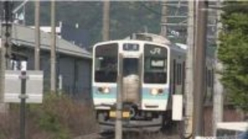 JR中央東線が約2時間運転見合わせ　上諏訪～岡谷駅間で約4600人に影響　踏切で女性が列車にはねられ死亡　長野
