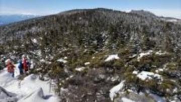 八ヶ岳連峰の縞枯山付近で行動中に体調不良で動けなく　福井県の57歳男性が死亡