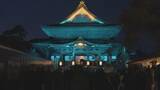 「善光寺本堂を5色の光でライトアップ　「長野灯明まつり」はじまる　あたたかいグルメイベントも　23日まで開催」の画像1