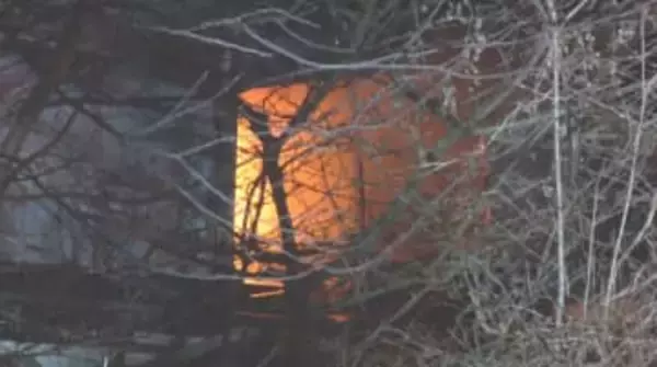 「怖いくらい燃えていた」長野・塩尻市で住宅全焼　2人の遺体発見　高齢の母親と60代の息子と連絡取れず