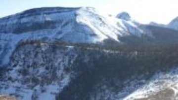 「強風のため動けなくなった」登山中に外国籍の20代の3人が遭難　警察などが救助へ　八ヶ岳連峰硫黄岳付近