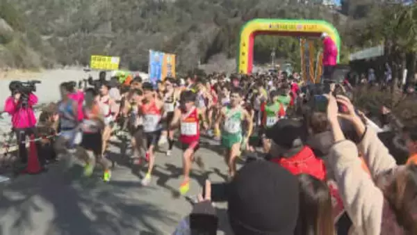 春本番の陽気のもとランナーが疾走　55回目の「天龍梅花駅伝」　各地で4月並み気温　16日は気温下降で体調に注意を