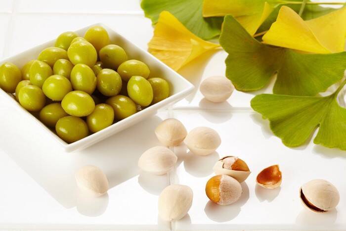 猫に食べさせてはいけない『秋の味覚』3選　危険な理由から誤飲時の対処法まで解説