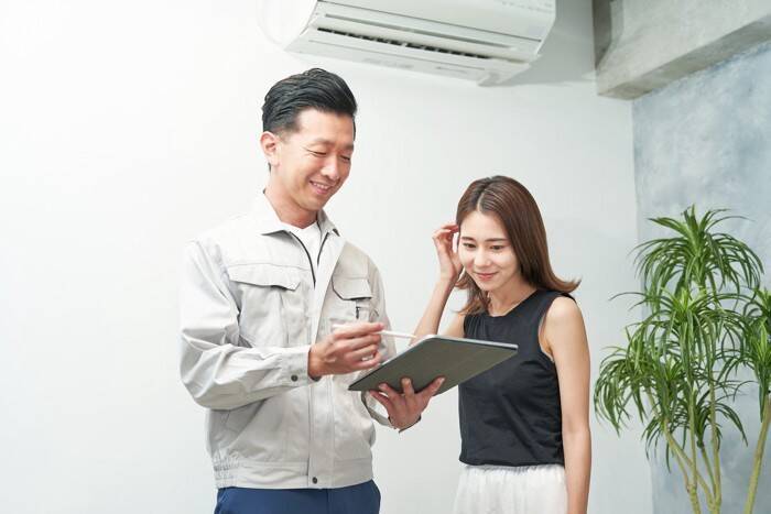 猫が暮らす家に『業者』が来るときの注意点4つ　思わぬトラブルの危険性や予防策