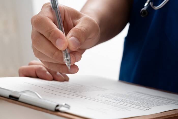 【獣医師執筆】自宅で相談できる時代へ…猫の「オンライン診療」活用ガイド