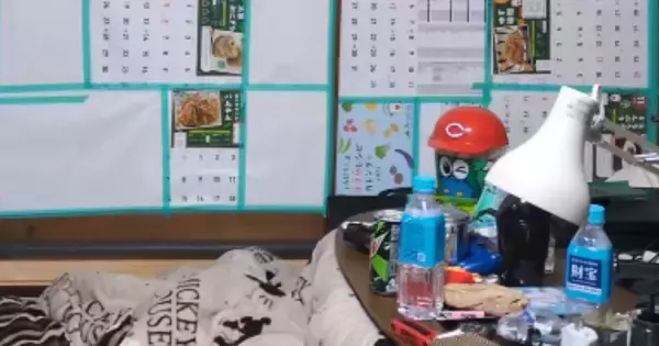 障子をぶち破って部屋に入ってくる猫→冷気が入らないように『塞いだ』結果…まさかの入室方法が93万再生「登場の仕方がすごいｗ」「大爆笑」