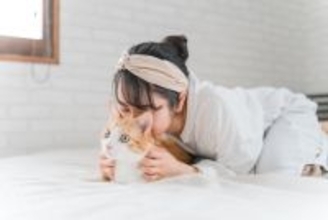 『猫吸い』をするときに守るべきルール3つ　愛猫に与える影響や飼い主へのリスクも解説