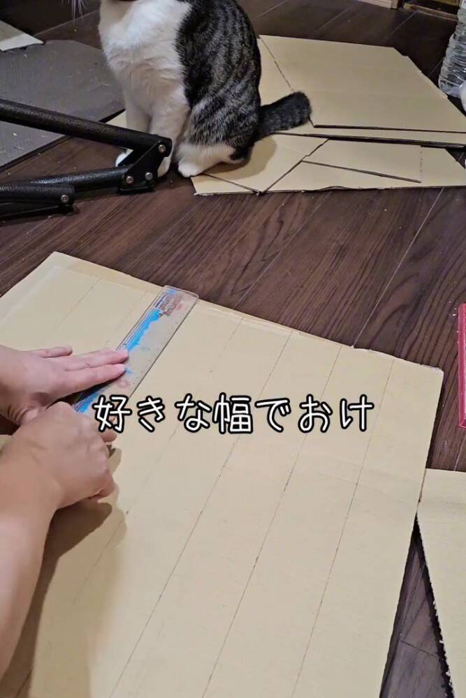 猫の爪とぎ『いらなくなったダンボール』で作れます→工程を紹介したら…立派な完成品に「アイデアが凄くいい」「挑戦してみます」と絶賛の声続出