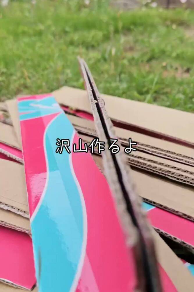 猫の爪とぎ『いらなくなったダンボール』で作れます→工程を紹介したら…立派な完成品に「アイデアが凄くいい」「挑戦してみます」と絶賛の声続出