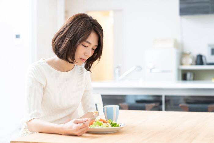 愛猫を亡くした『ペットロス』で起こる症状4つ　心の痛みとの向き合い方も