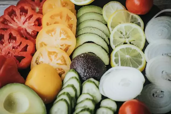 人間にとって『健康にいい食品』でも猫には注意？3つの食べ物ごとの安全性や影響を解説