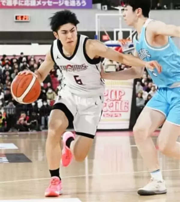 【全国高校バスケ】完勝で4強の福大大濠、2桁得点4人と層の厚さ示す